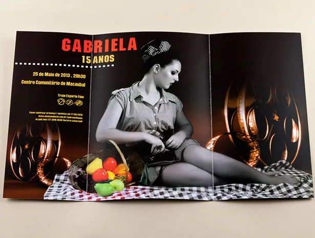 Linha Book Temático — 15 anos (foto 2 de 2)