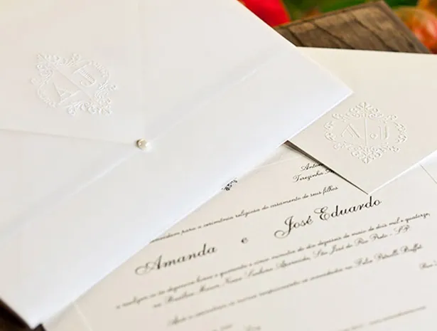 Linha Oblong Capa Vegetal — Casamentos (foto 1 de 4)