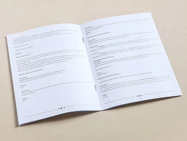Missal — Complementos (foto 2 de 3)
